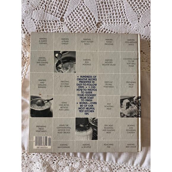 1978 Better Homes and Gardens Complete Step-by-Step Cookbook - Picture 6 of 6